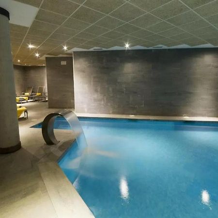 Hotel Isla De La Garena Alcalá de Henares Kültér fotó