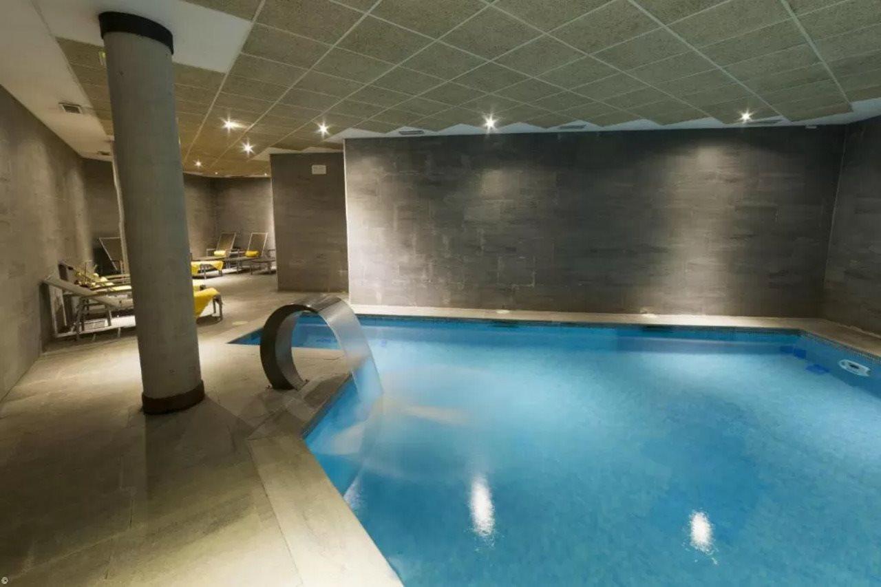 Hotel Isla De La Garena Alcalá de Henares Kültér fotó