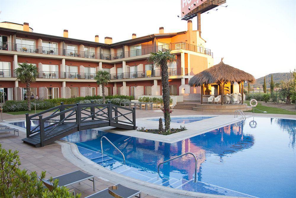 Hotel Isla De La Garena Alcalá de Henares Kültér fotó