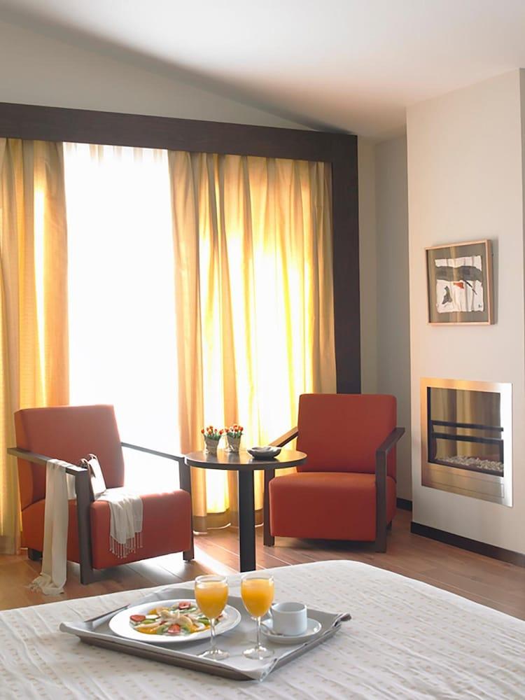Hotel Isla De La Garena Alcalá de Henares Kültér fotó
