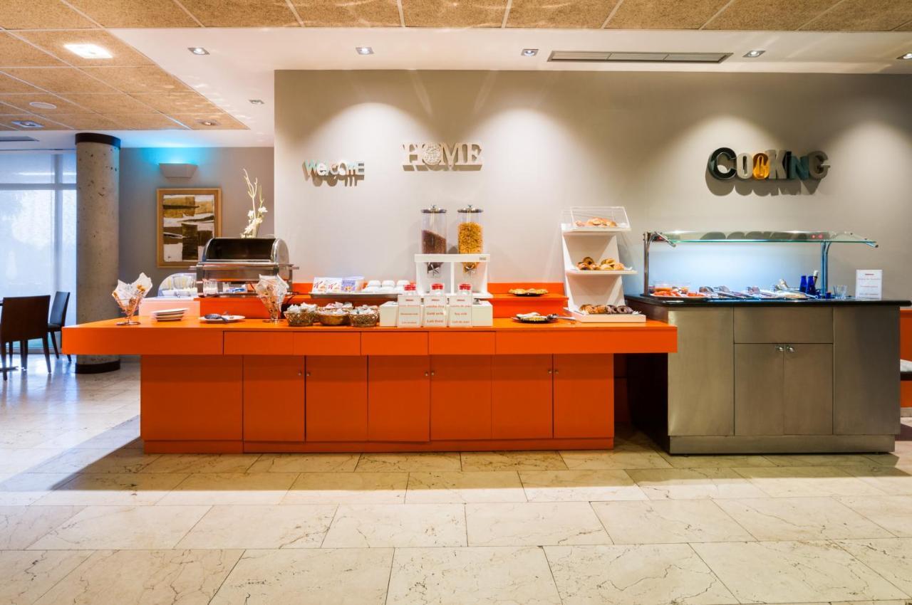 Hotel Isla De La Garena Alcalá de Henares Kültér fotó