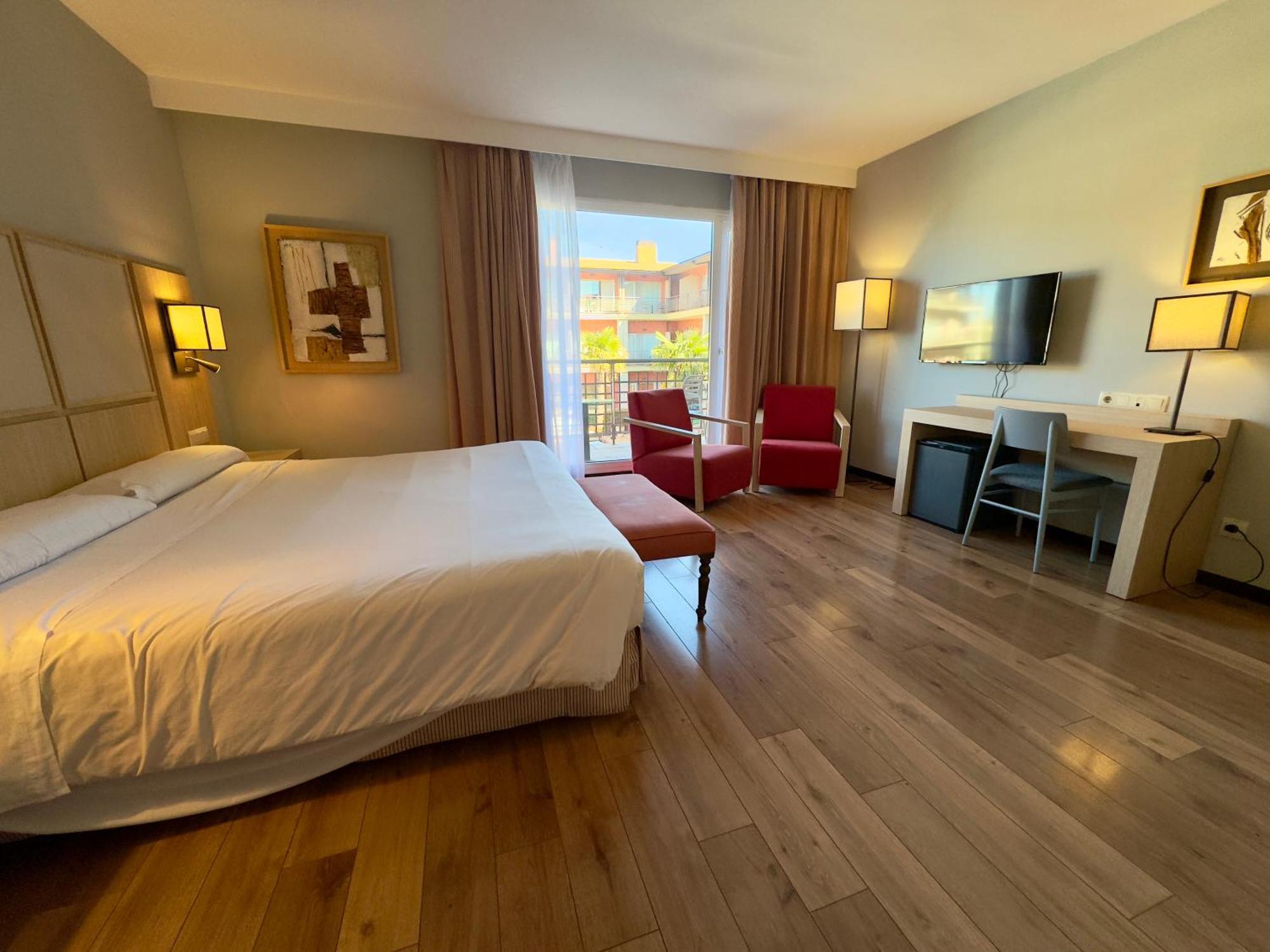 Hotel Isla De La Garena Alcalá de Henares Kültér fotó